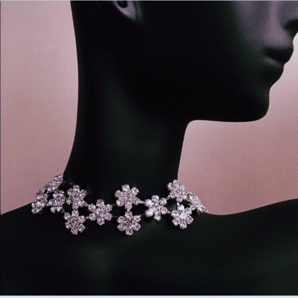 💎Crystal Choker💎Silver - Picture 2 of 2